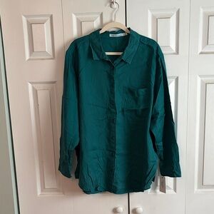 NWT Teal/ GreebButton-Up Shirt